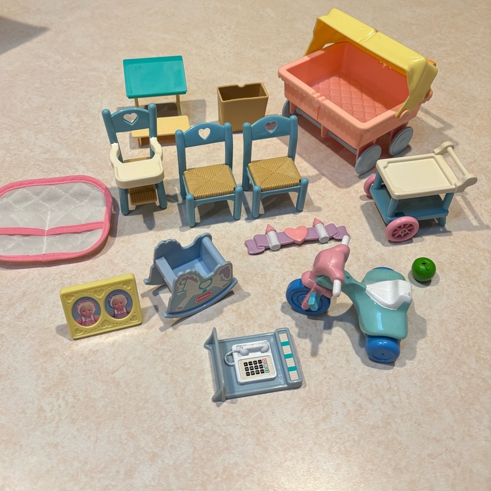 Playskool - Picture 1 of 6